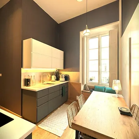 Appartement L'illustre-elegant Hypercentre-balcon