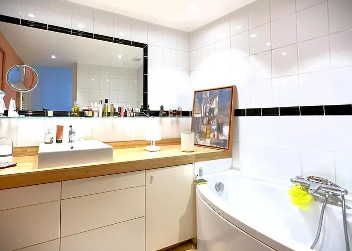 Illustre-appartement De Caractere Hypercentre-balcon Appartement