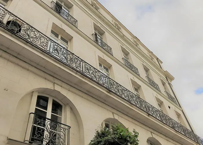 Apartmán Illustre-appartement De Caractere Hypercentre-balcon *